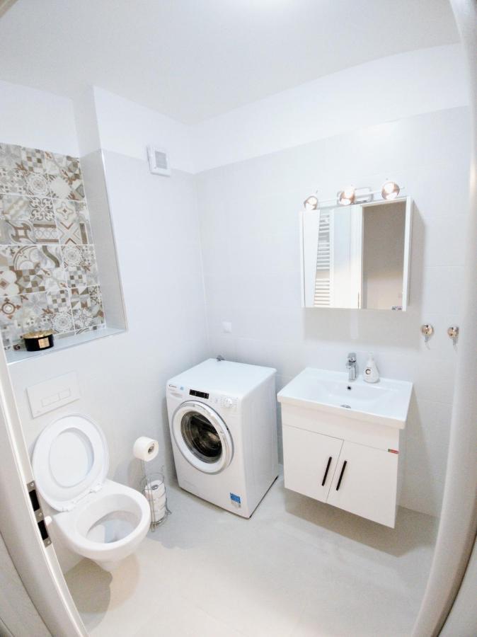 Ghencea 158 Floor 7 Apartment
