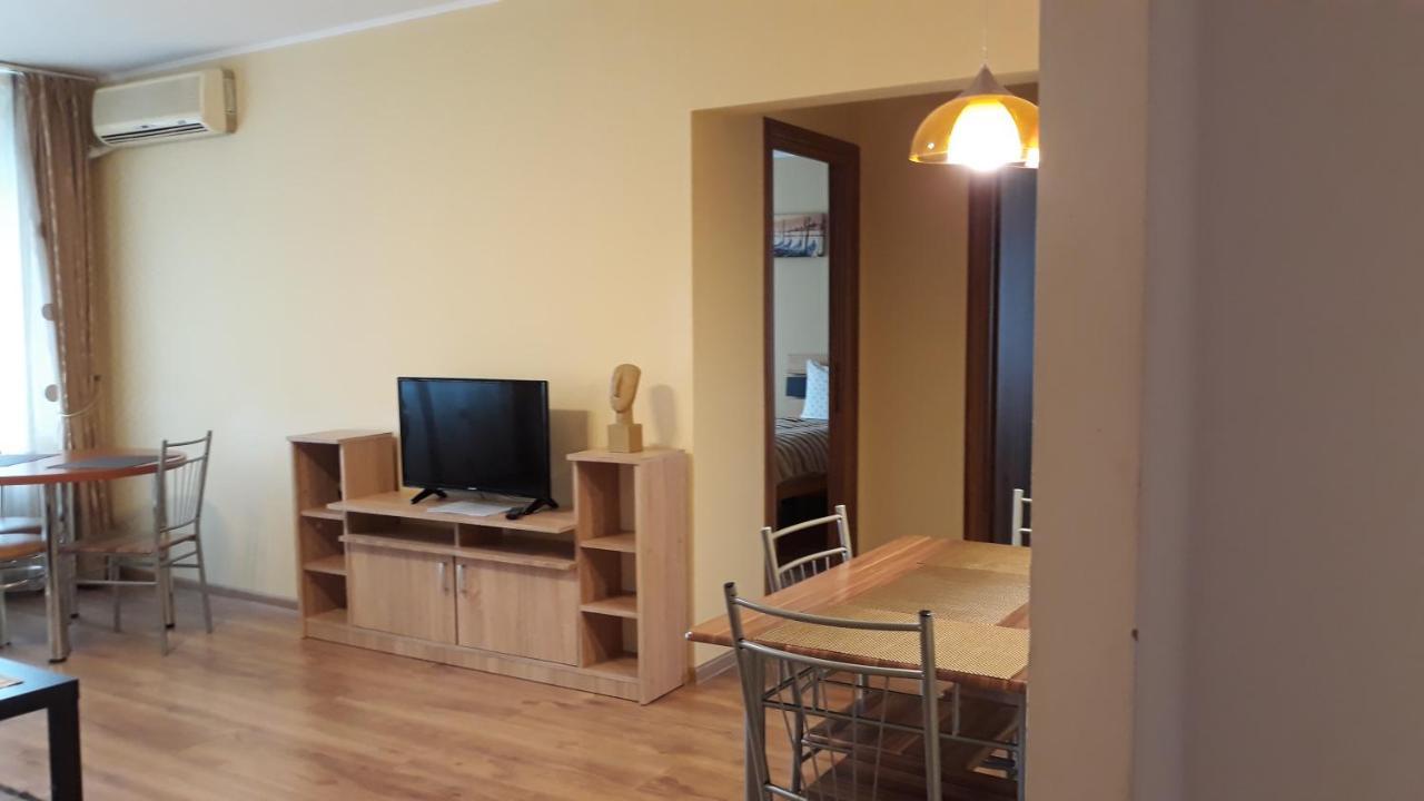 Apartment The Location
