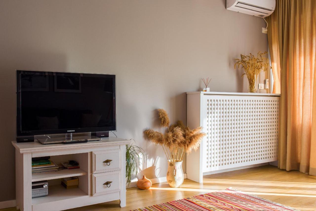 Apartment New Stylish Flat Near Old Town Bucharest