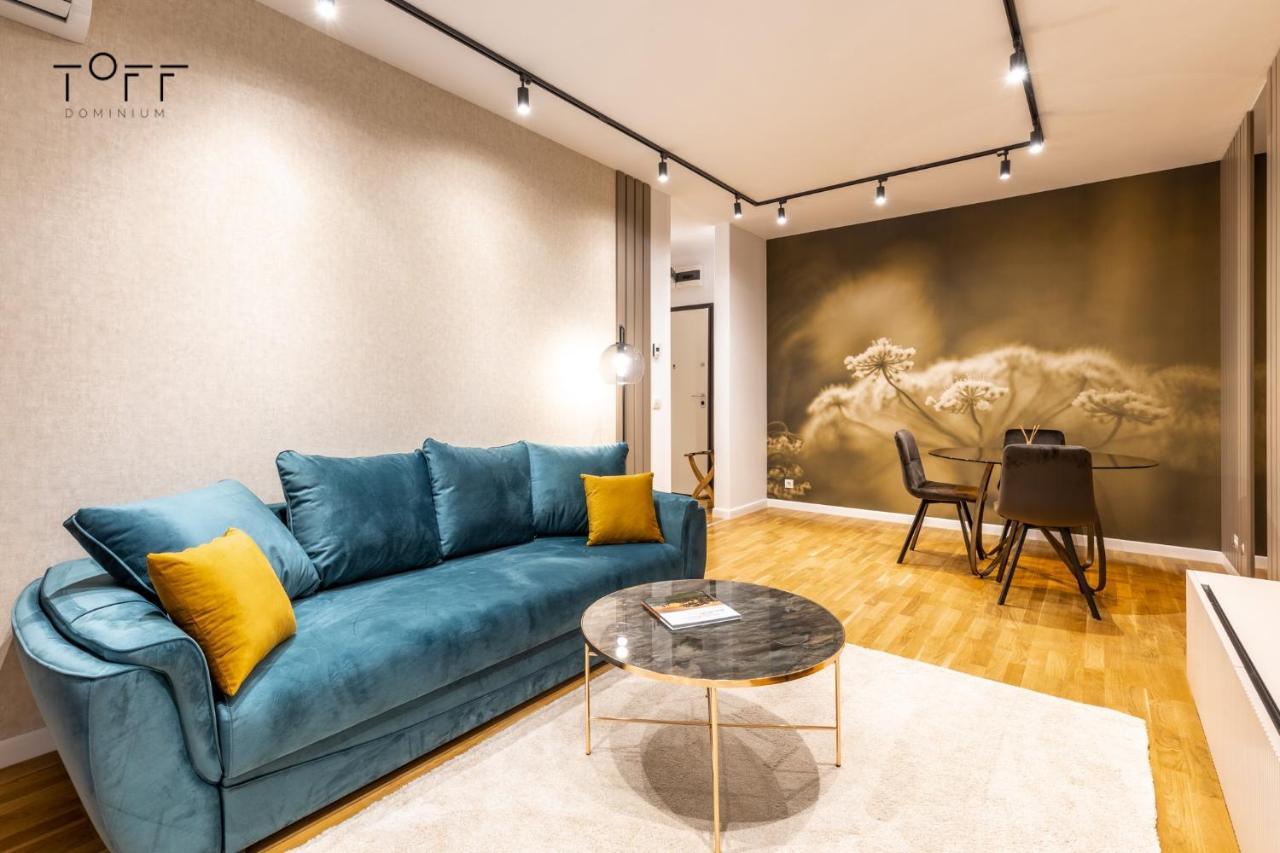 Luxuria Toff Dominium * Bucureşti
