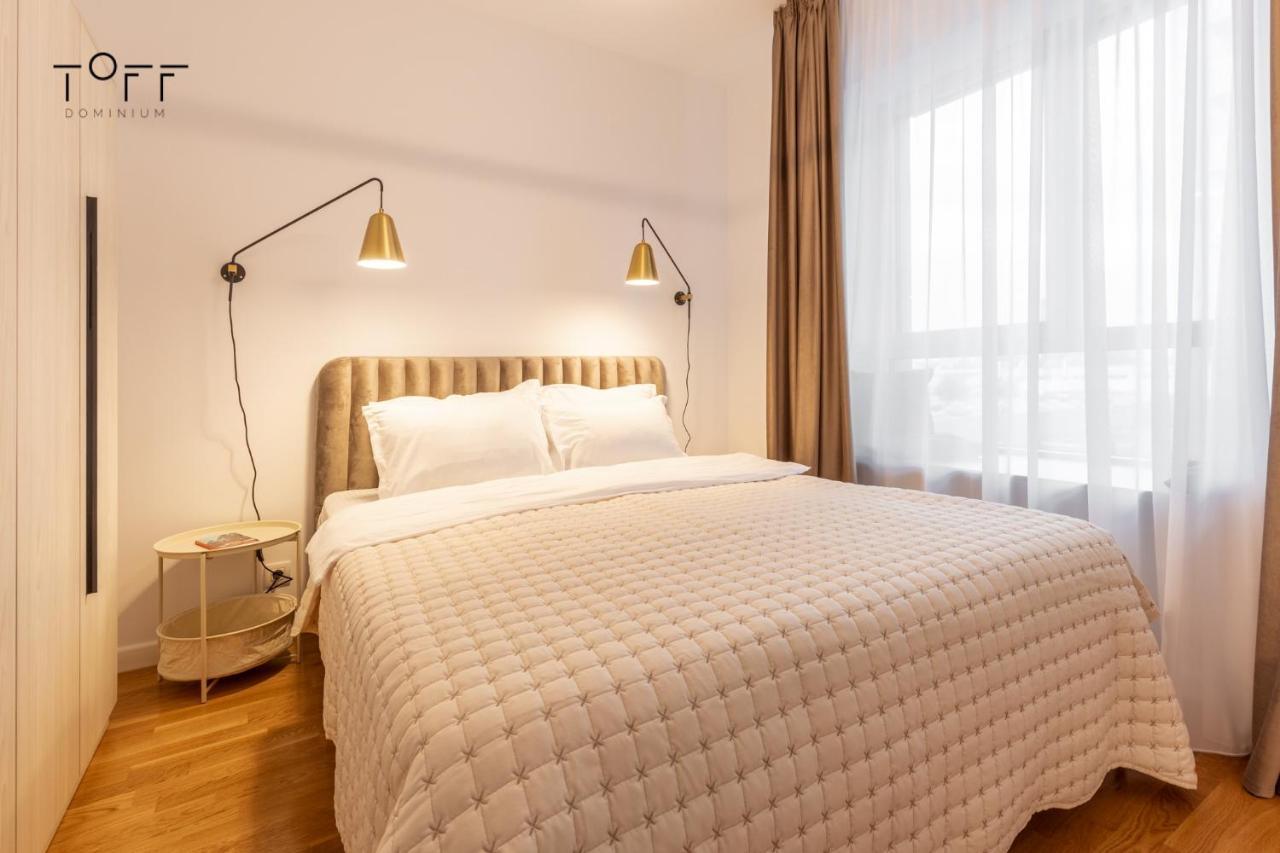 Luxuria Toff Dominium * Bucureşti