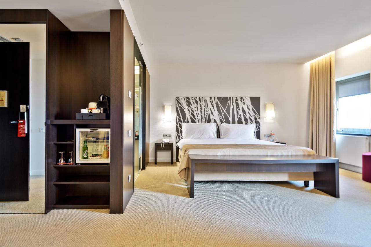 Hotel Ramada Plaza By Wyndham Convention Center Bucharest