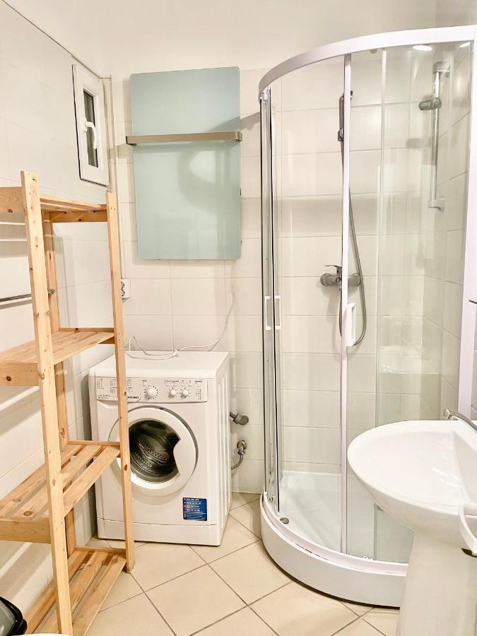 Calea Victoriei Central Studio Apartment *
