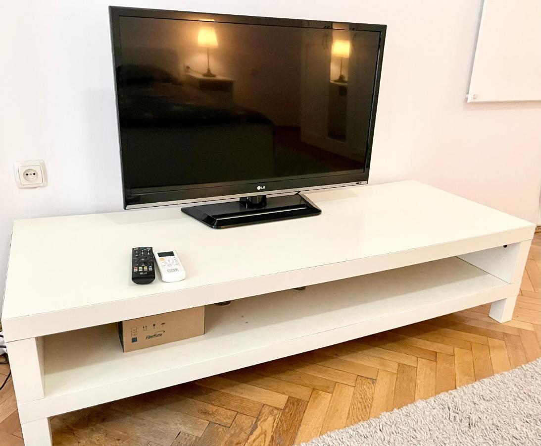 Calea Victoriei Central Studio Apartment Bucharest