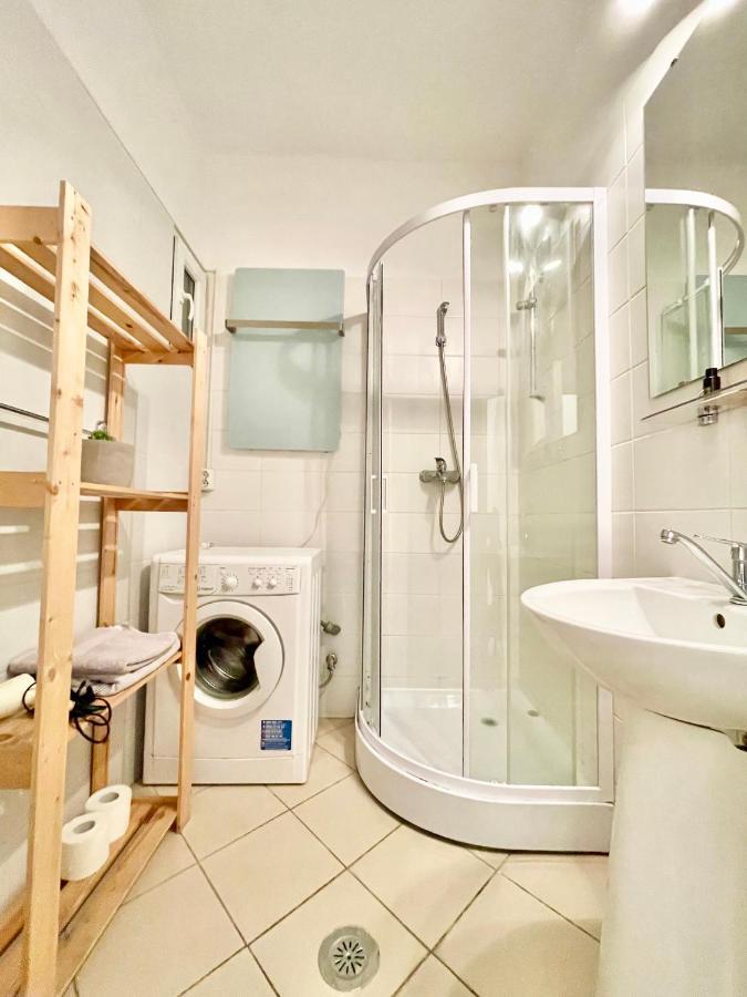 Calea Victoriei Central Studio Apartment
