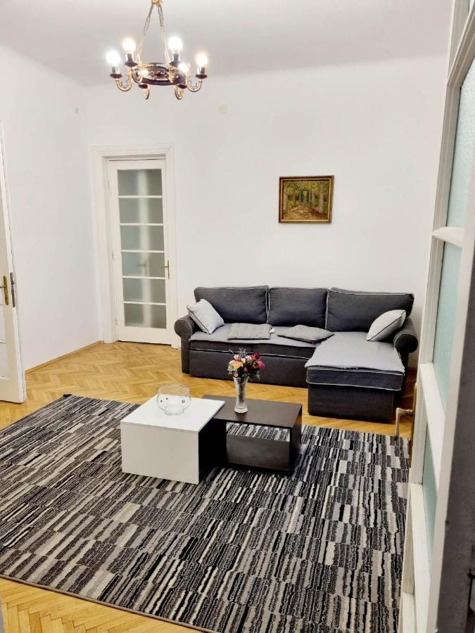 Cozy Near Center Bucharest