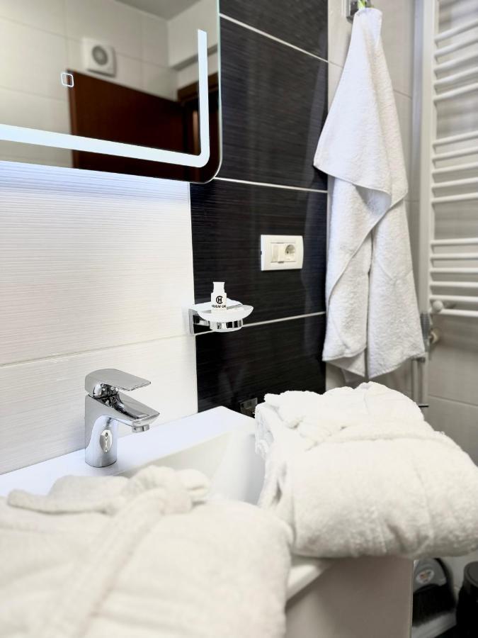 Shiro Apartment Bucharest