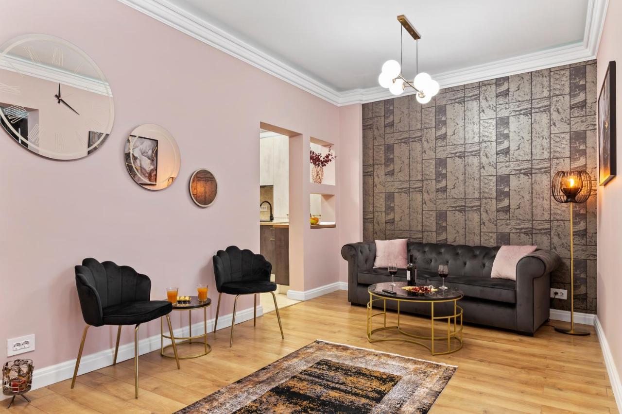 Coquet By Art Apartament *