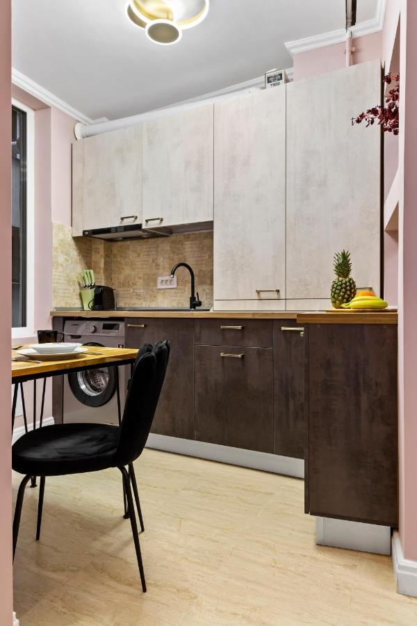 Coquet By Art Apartament *