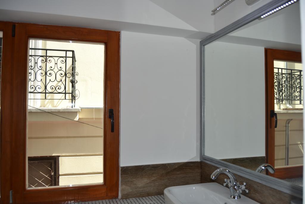 Old City Nf Hotels 4*