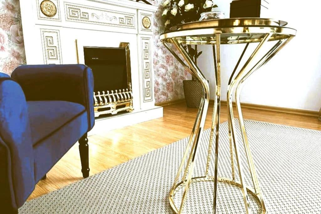 Magnolia 2bdr Apt Piata Romana- Piata Victoriei Apartment