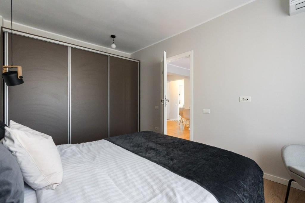 Apartamento Downtown Modern - 2br Bucareste