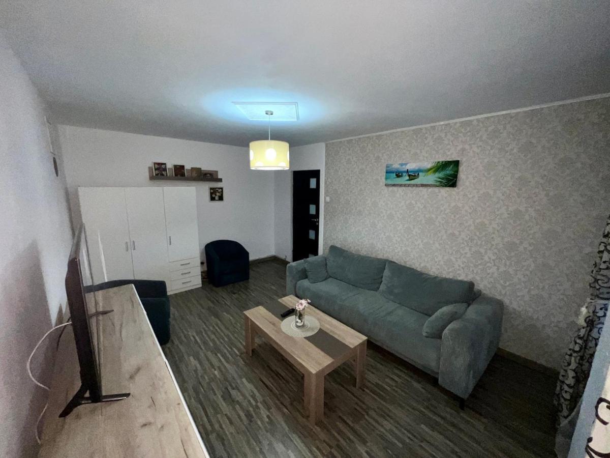 Moghioros Park Apartament *