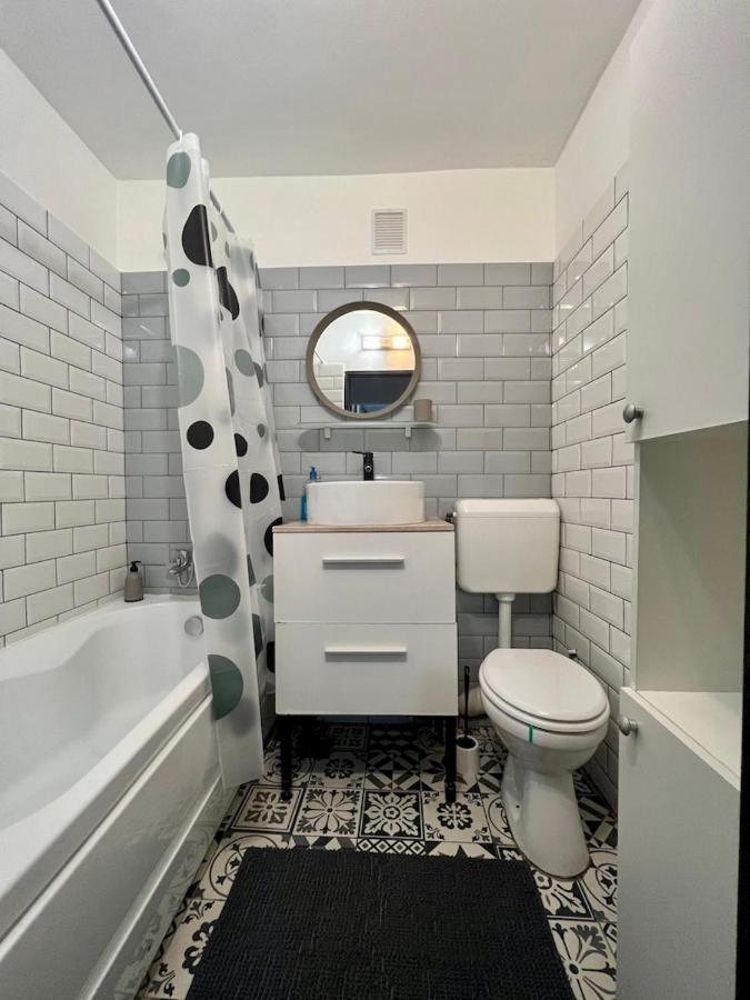 Moghioros Park Apartament Bucureşti