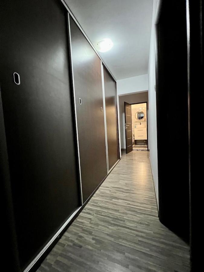 Moghioros Park Apartament *
