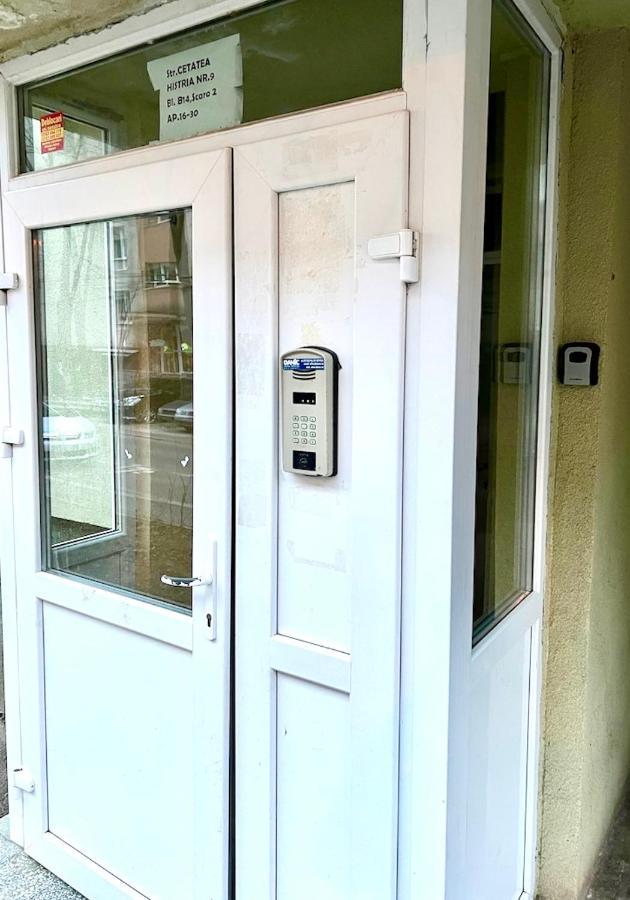 Moghioros Park Apartament Bucureşti