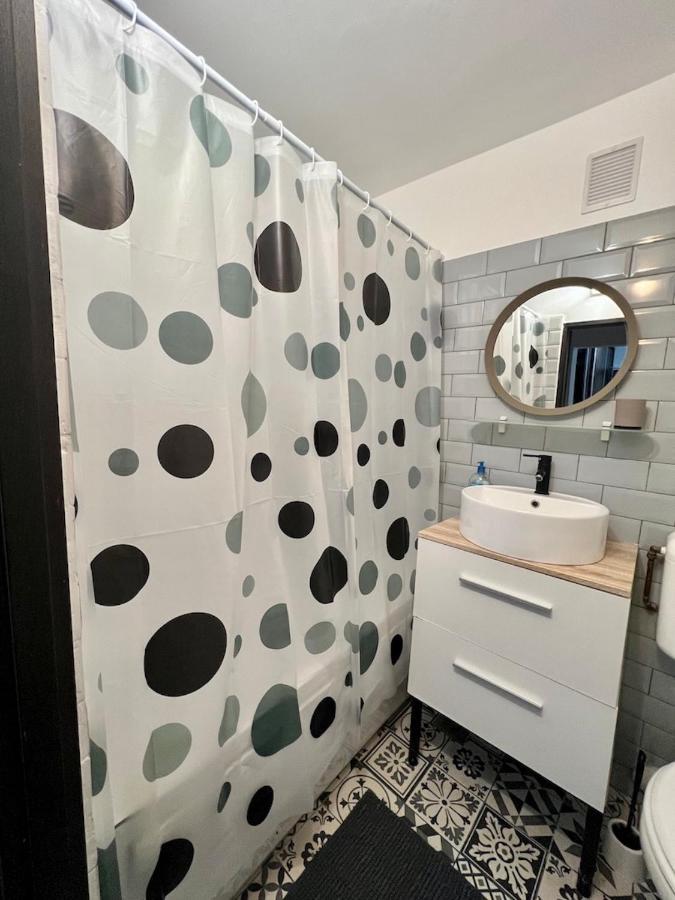 Moghioros Park Apartament *