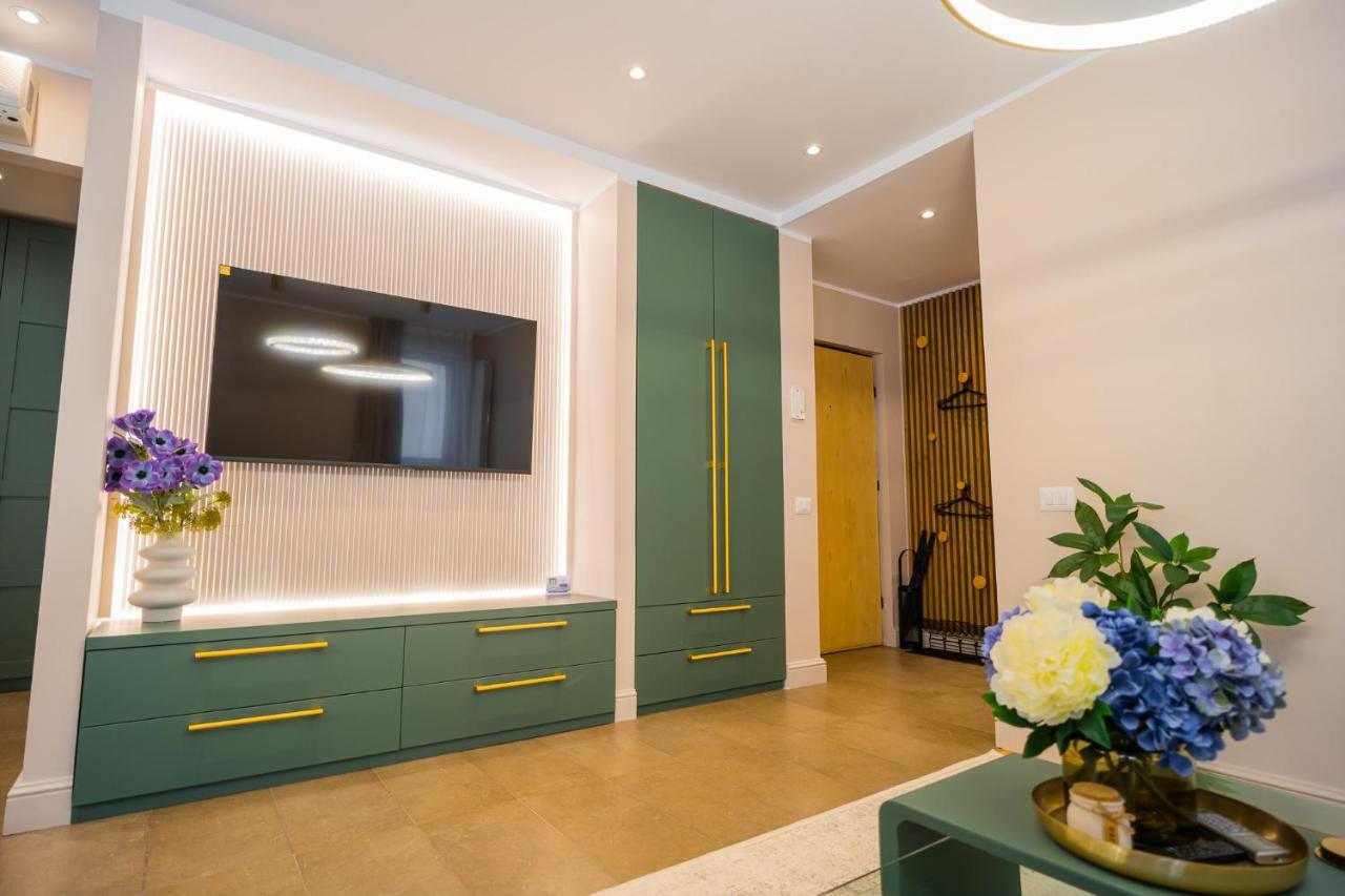 Victoriei Emerald & Pink Gems - Designer Apartamento Bucareste