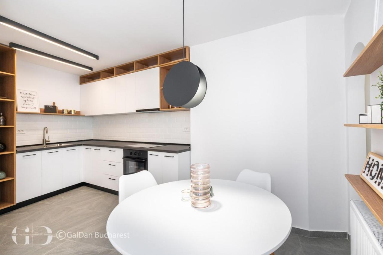 Apartment Old Town Bucharest, Lovely 2 Bedrooms *