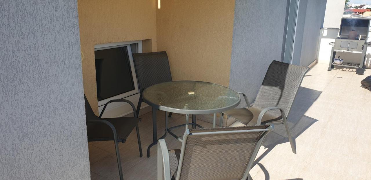 Apartamento Lectorului 3 Colosseum Mall Bucareste