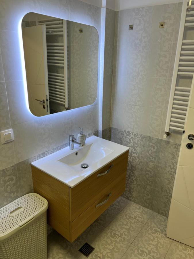 Apartamento Lectorului 3 Colosseum Mall