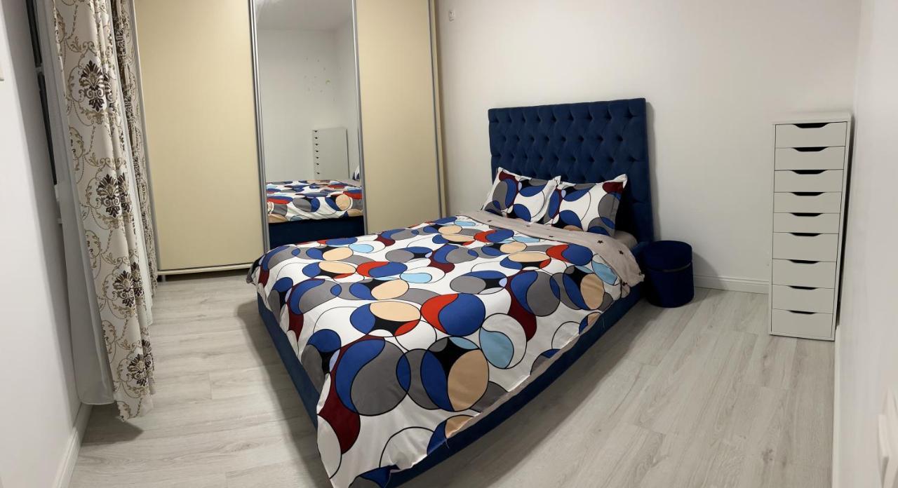 Apartamento Lectorului 3 Colosseum Mall Bucareste