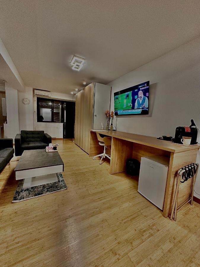 Shiro Apartment *