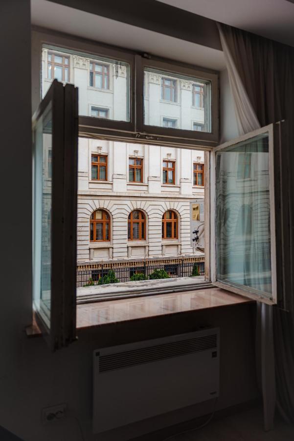 Heart Of Old Town Apartment
