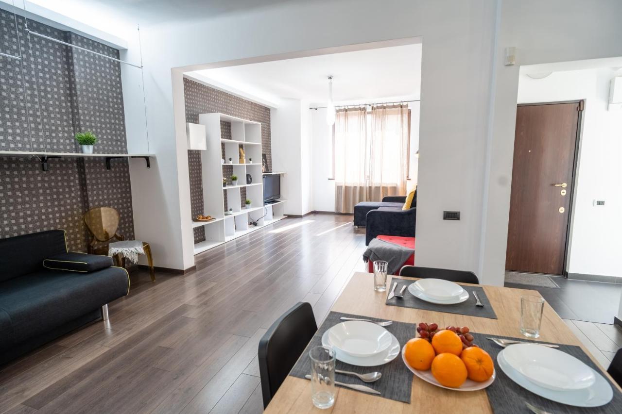 Cozy & Spacious Flat Near Victoriei Square *