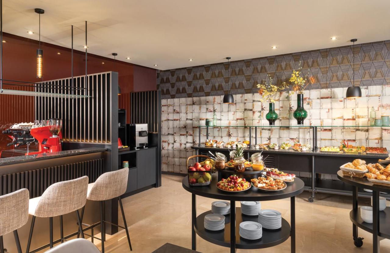Hotel Leonardo City Center 4*