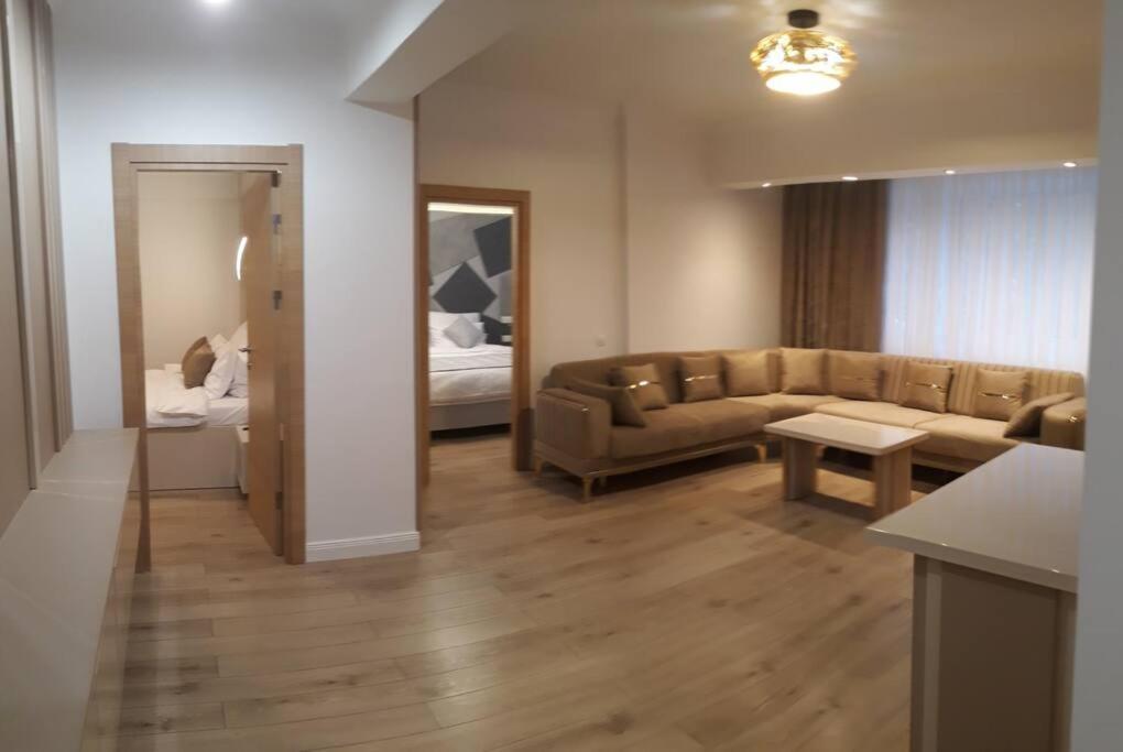 Apartment Elegant - Titan Park Bucharest