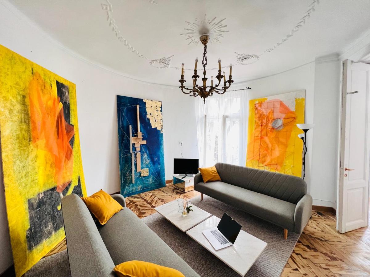 Sada Art Gallery Apartment *