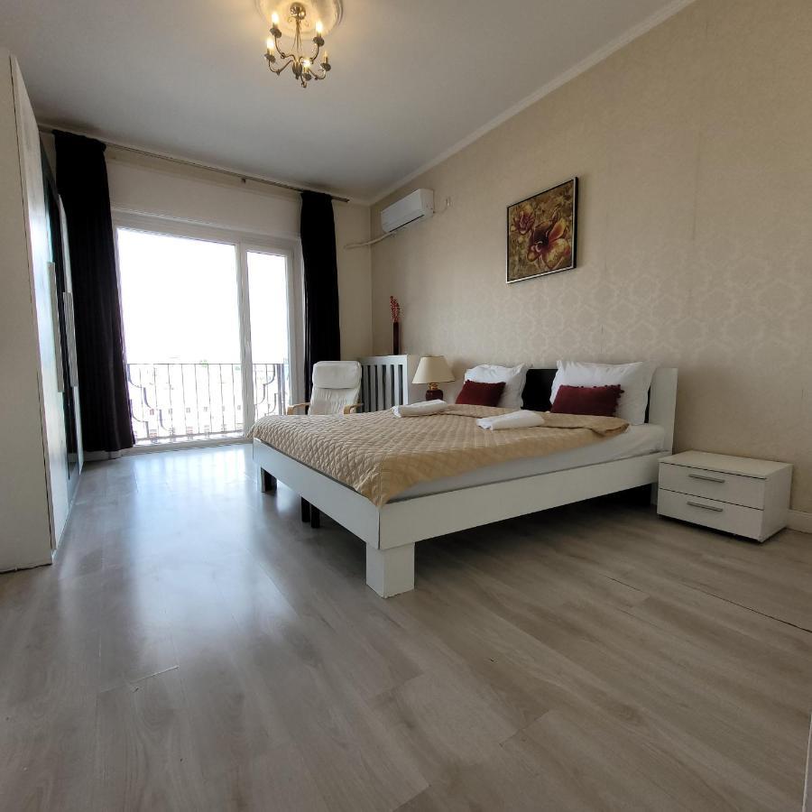 Anastasia Bratianu 24b Beautiful View Self Check From 2 Pm Apartment