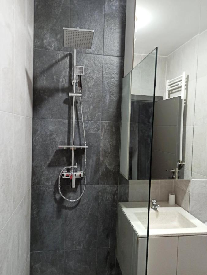 Stylish, Modern 2 Flat With River View, Near Presidential Palace * Bucureşti
