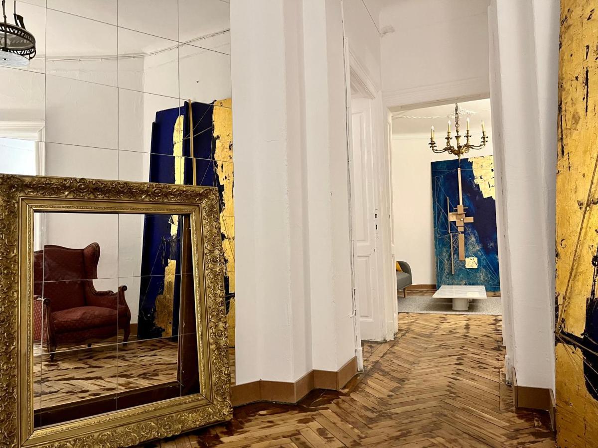 Sada Art Gallery