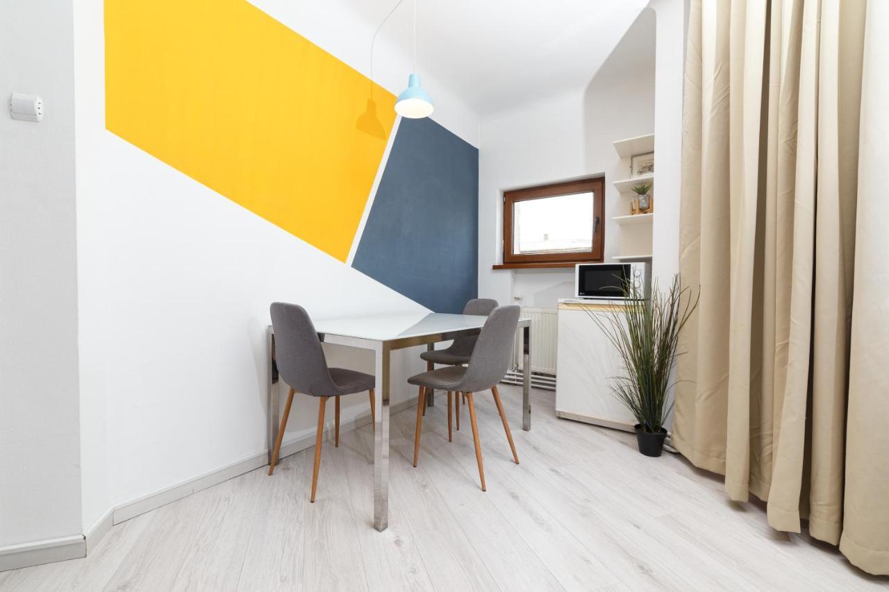 Apartament Color Franceza St