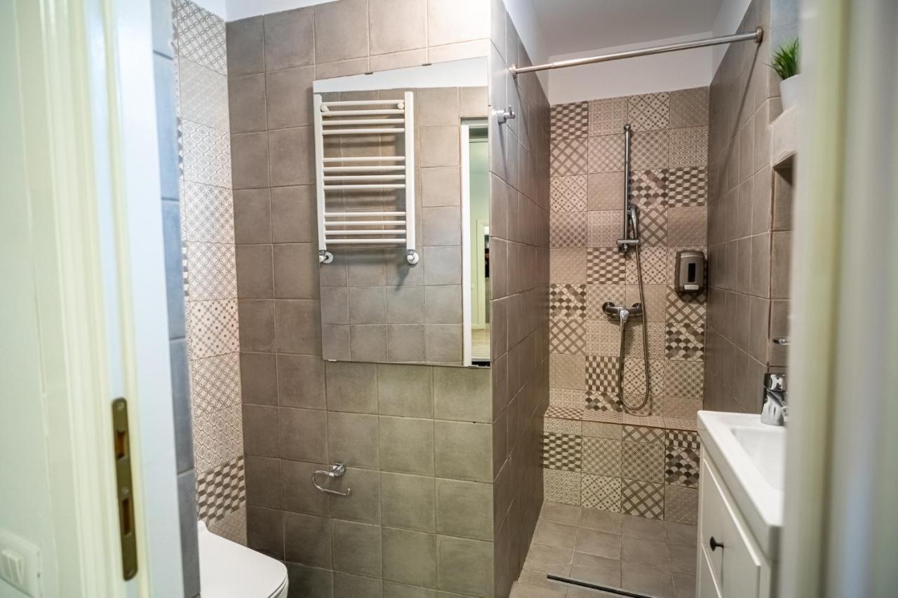 Cozy Near Calea Victoriei Apartamento Bucareste