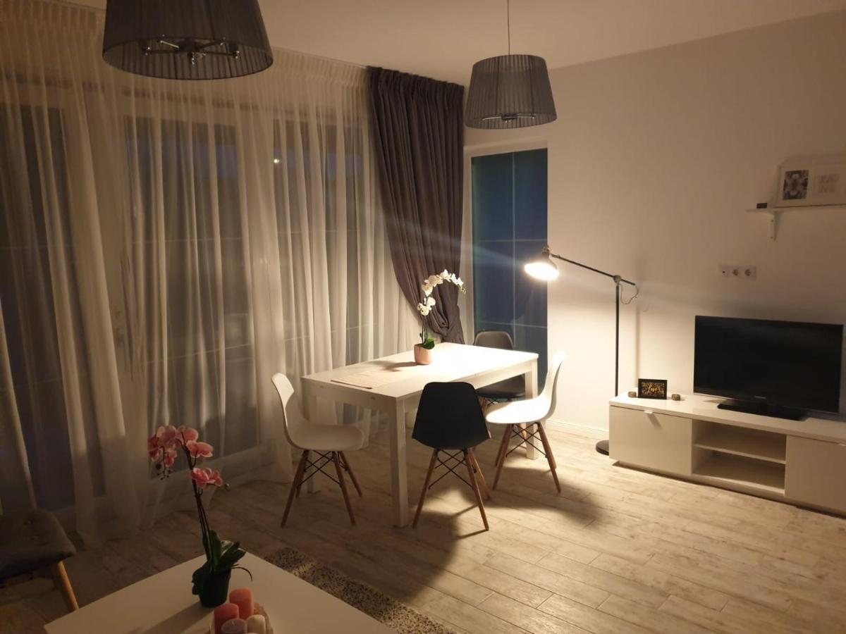 People Villa