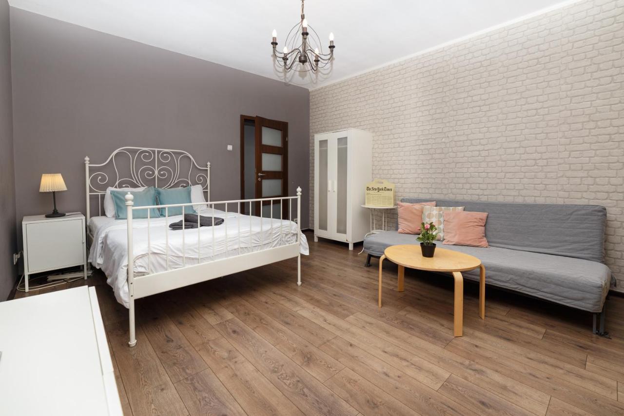 Color Franceza St Apartament Bucureşti