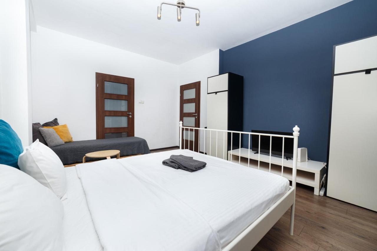 Apartament Color Franceza St Bucureşti