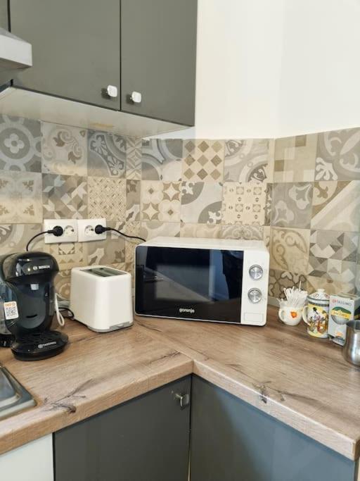 Apartment Cozy Near Center *