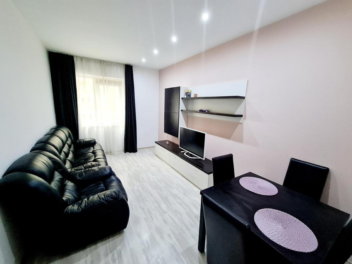 Acomod Apartment *