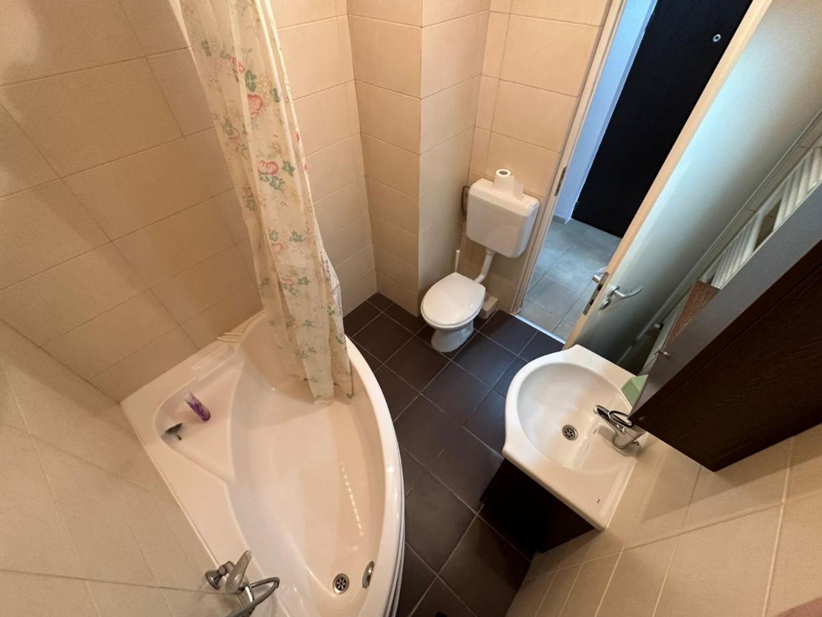 Vitan Mall Apartamento