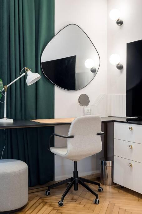 Stylish & Charming - Center Apartment *