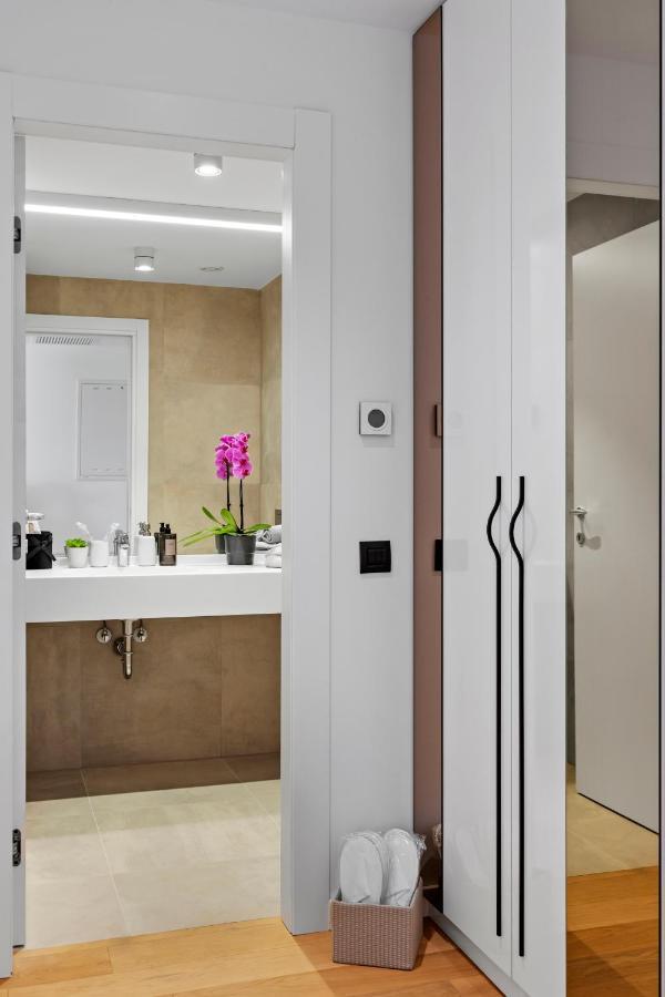 Apartment One H Luxury *