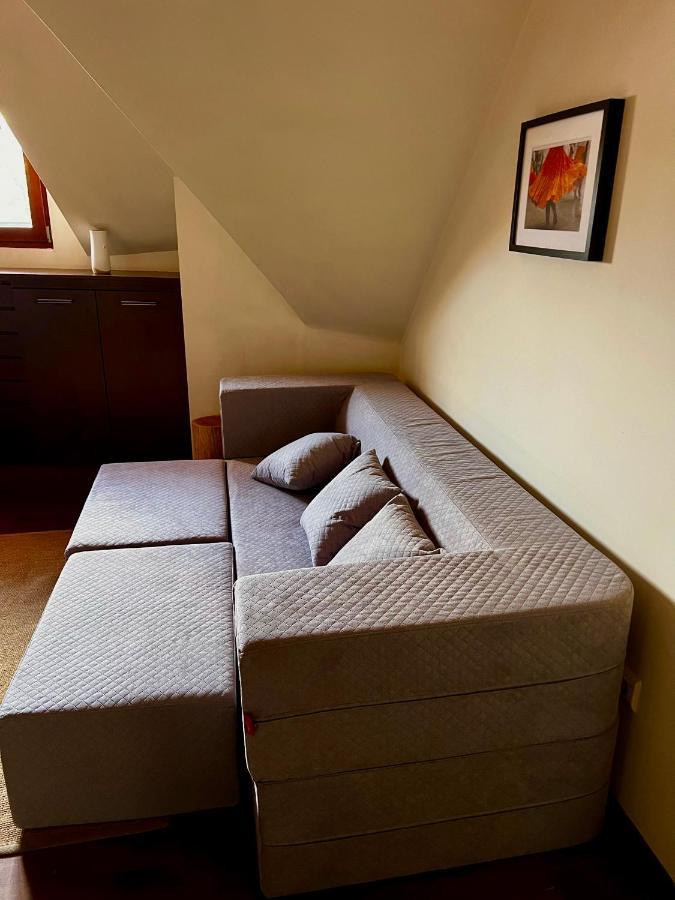 Cozy Flat In Near Old Town Bucharest