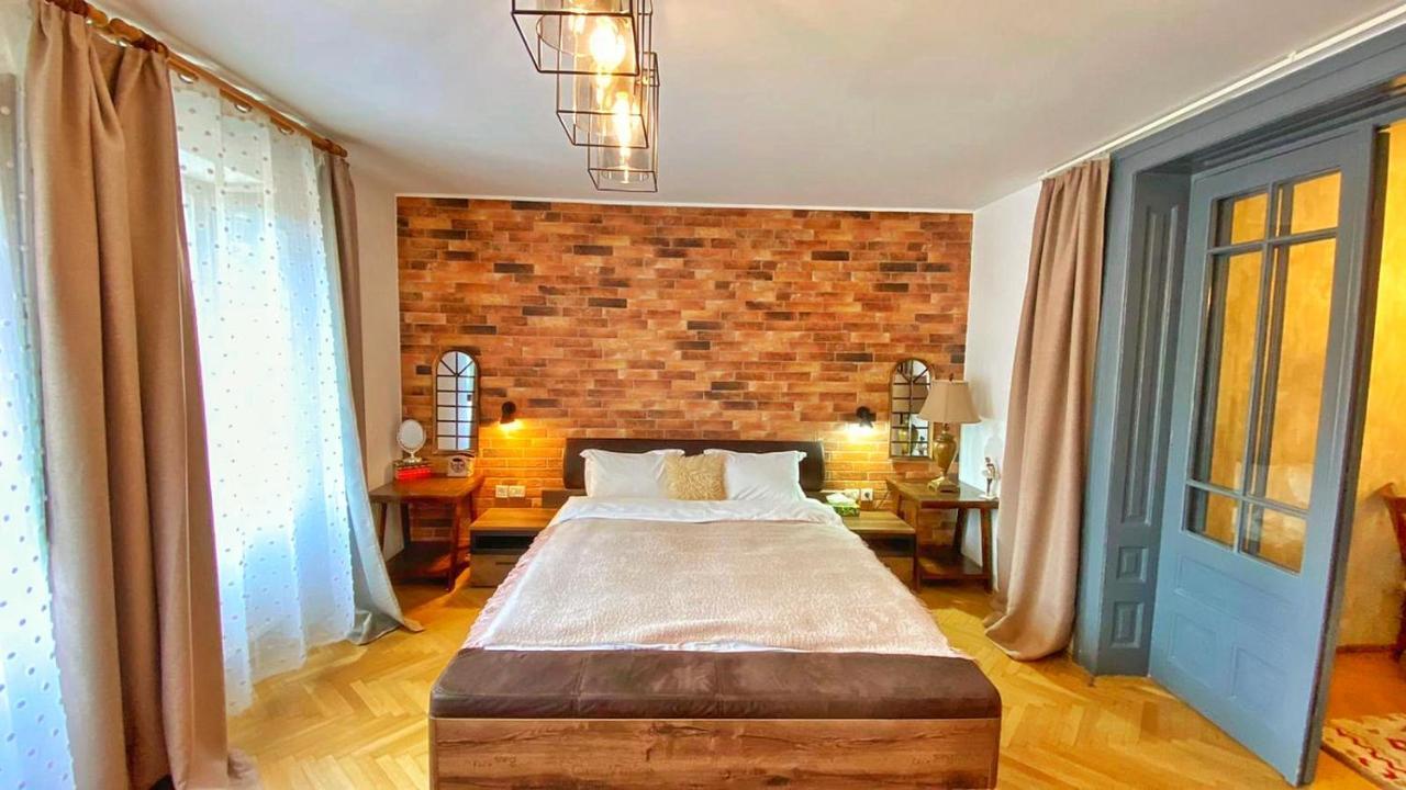 Center Bed And Beyond Bucareste