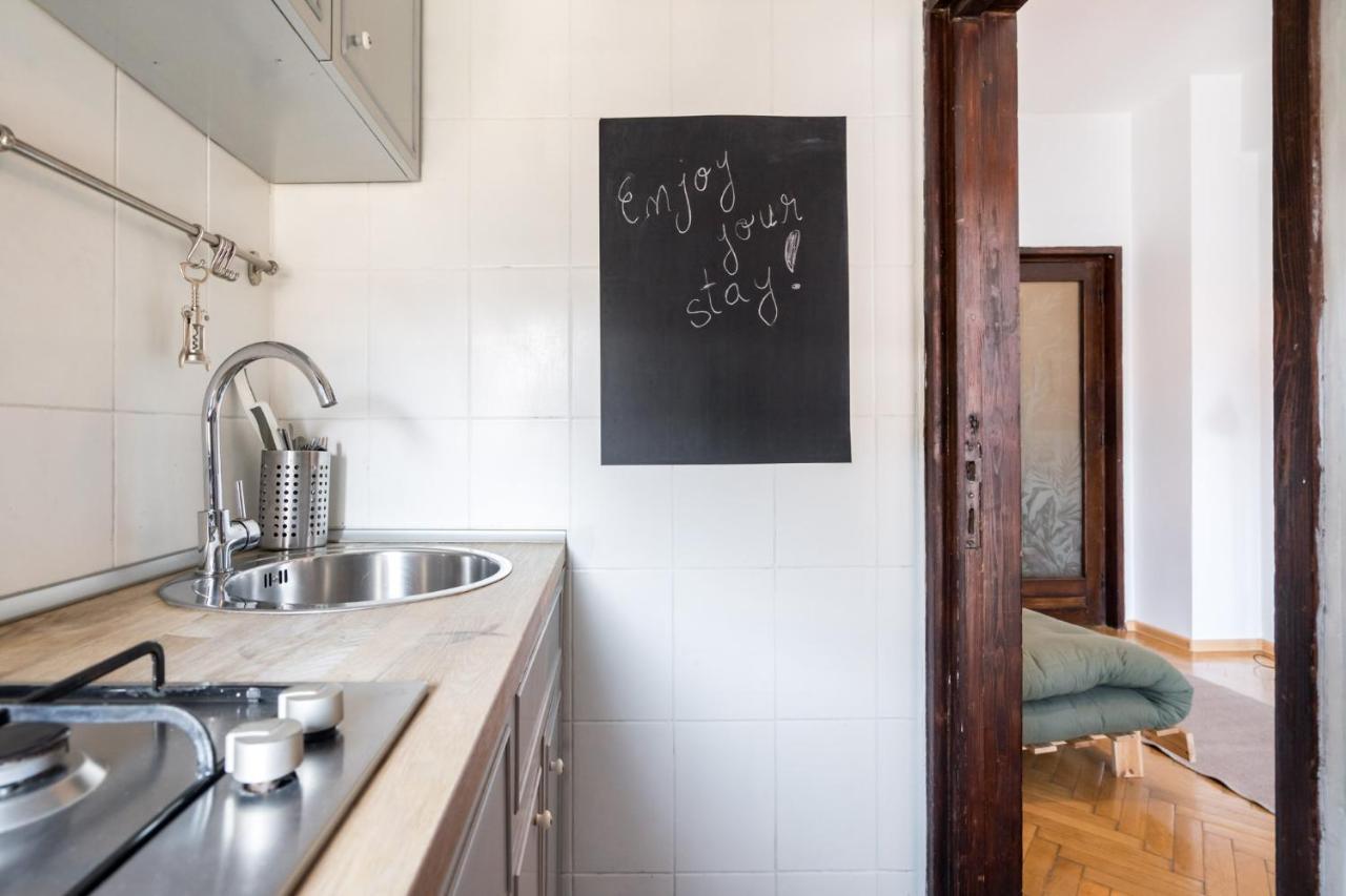 Sleek Comfort - A Blend Of Style And Convenience Bucureşti
