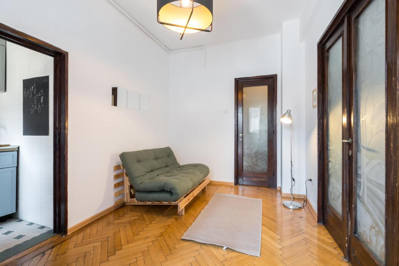 Sleek Comfort - A Blend Of Style And Convenience Apartament *