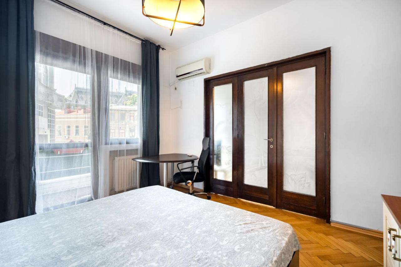 Sleek Comfort - A Blend Of Style And Convenience * Bucureşti